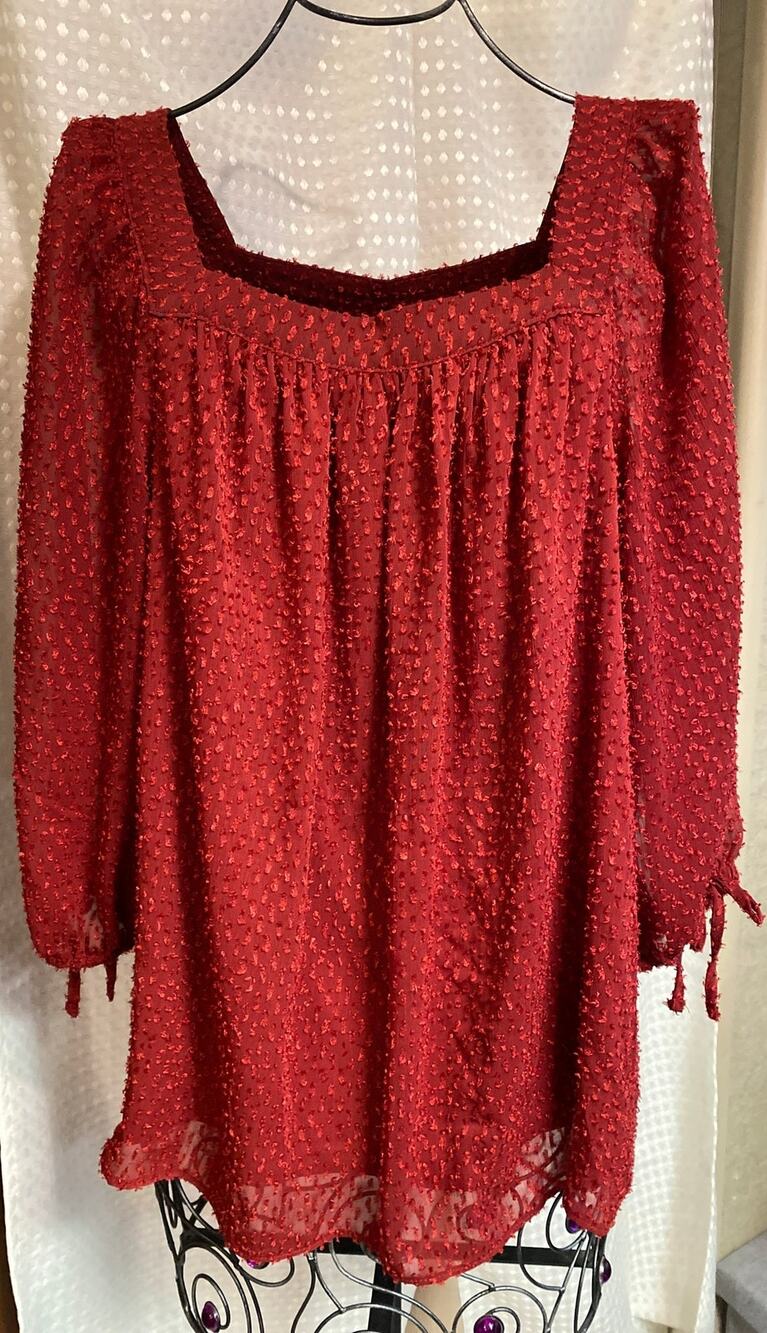 LC Lauren Conrad Burgundy Clip Dot Long Sleeve Blouse Size M